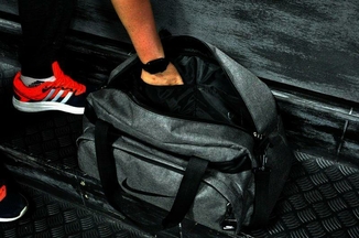 Не промокаемая сумка найк, Nike для спортазала и путешествий. Коттон. Темно-серая, фото №3