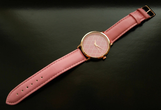 Розовые часы из США с витрины с ценником 29$, фото №4