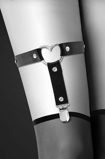 Гартер на ногу Bijoux Pour Toi - WITH HEART Black, сексуальная подвязка с сердечком, экокожа, numer zdjęcia 3