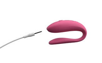 Смарт-вибратор для пар We-Vibe Sync Lite Pink, 10 виброрежимов, можно совмещать с проникающим сексом, photo number 6