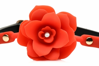 Силиконовый кляп с розой Master Series: Blossom Silicone Rose Gag – Red, фото №4