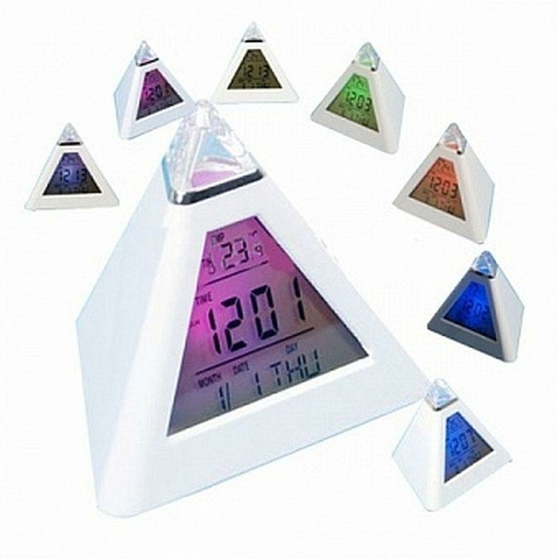 Часы будильник хамелеон в виде пирамиды, фото №2