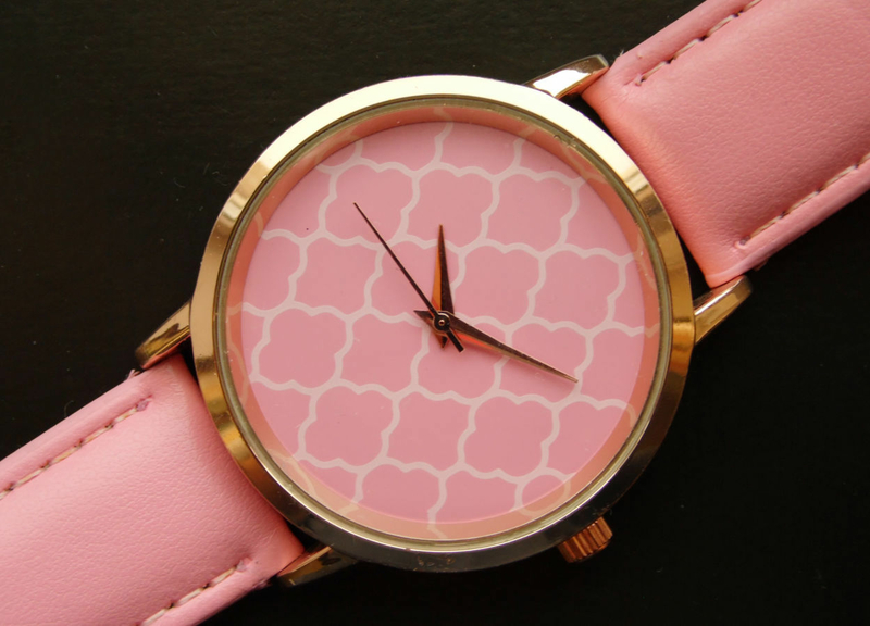 Розовые часы из США с витрины с ценником 29$, фото №2