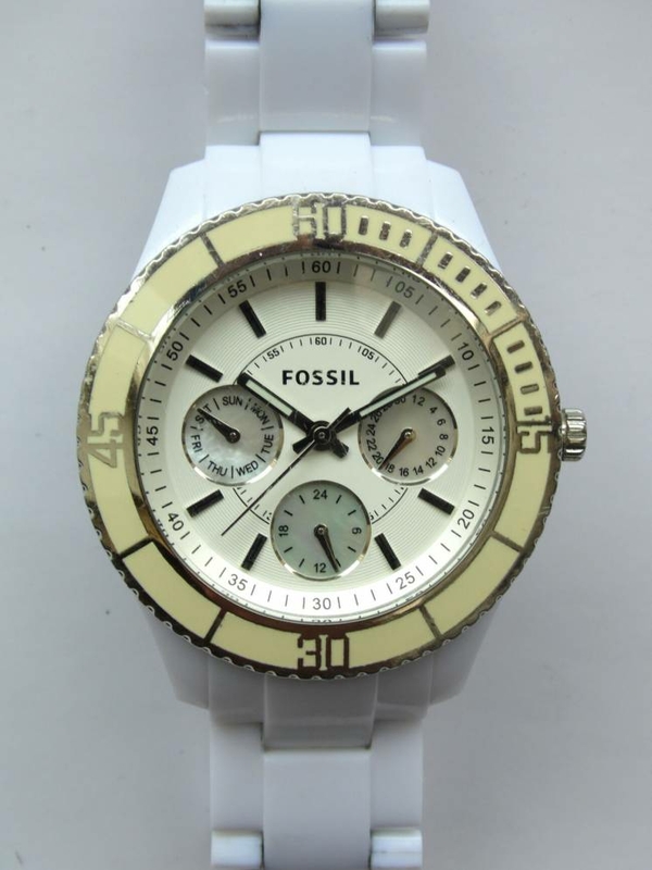Fossil ES-2540 Multifunction часы из США 4 циферблата WR50M пластик, numer zdjęcia 2