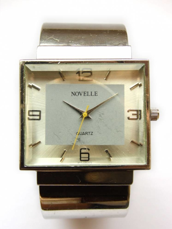 Novelle by Accutime часы из США в виде браслета мех. Japan SII, фото №2
