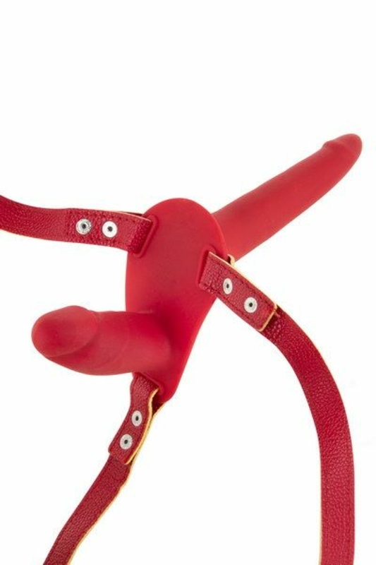Двойной страпон Fetish Tentation Strap-On with Double Dildo Red, фото №4