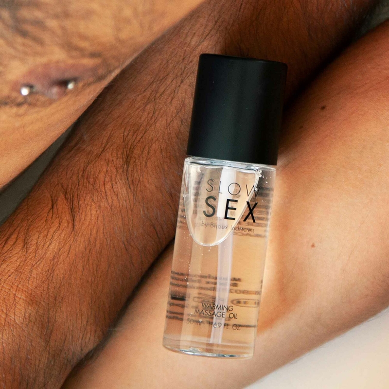 Разогревающее съедобное массажное масло Bijoux Indiscrets Slow Sex Warming massage oil, фото №6