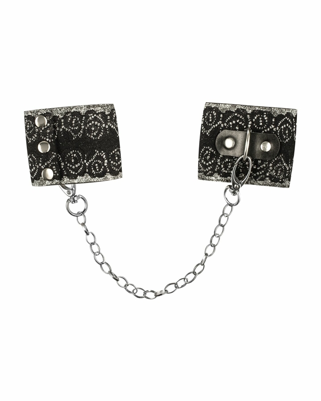 Широкие наручники с блестками и цепью Obsessive A747 cuffs, черно-серебряные, фото №4