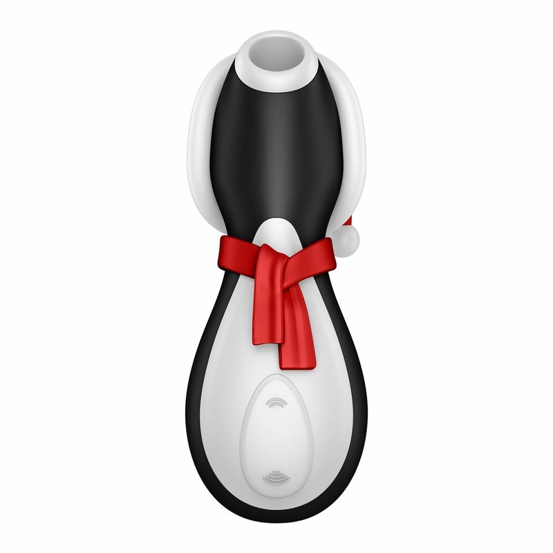 Вакуумный клиторальный стимулятор Satisfyer Penguin Holiday Edition, в шапочке и шарфе, фото №3